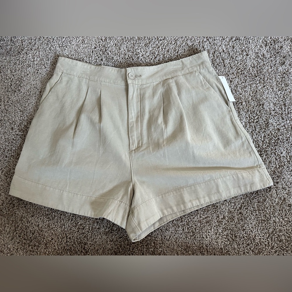 Women's Tan Shorts